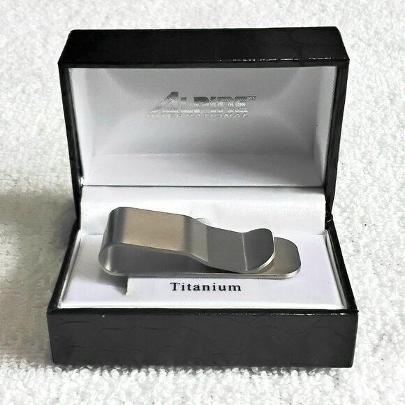 Vintage 2" Alpine International Titanium Money Clip in Original Box!! - Picture 1 of 5